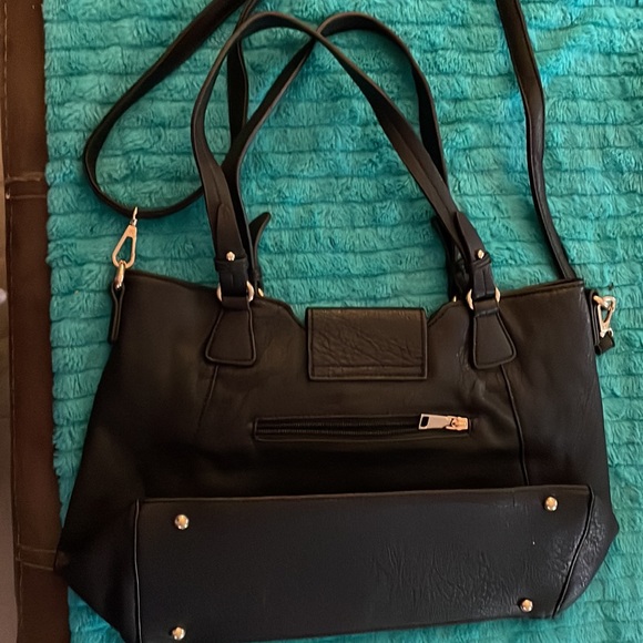 Large Black shoulder purse - Picture 2 of 3